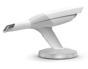 Wireless intraoral scanner